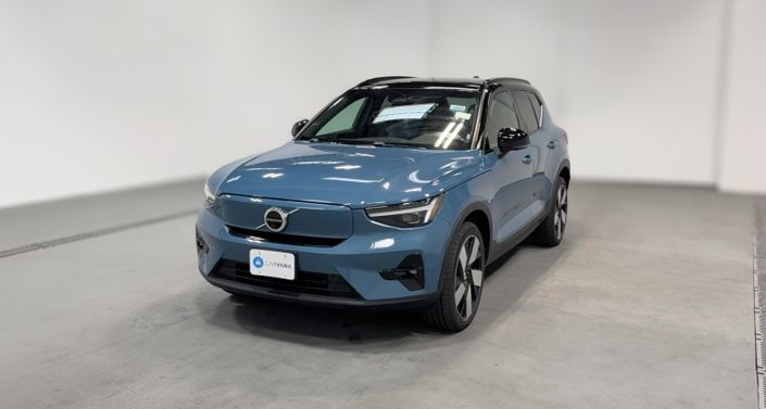 Thumbnail: 2023 Volvo XC40 - 1
