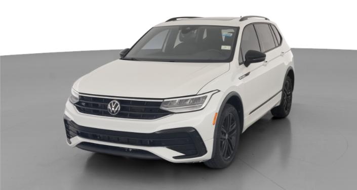 Thumbnail: 2022 Volkswagen Tiguan - 1
