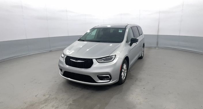 Thumbnail: 2024 Chrysler Pacifica - 1