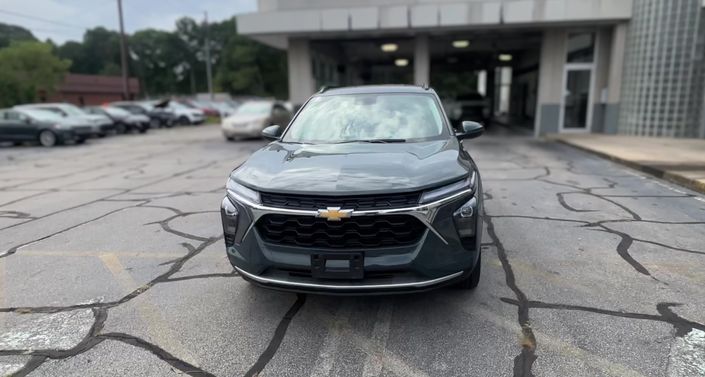 Thumbnail: 2025 Chevrolet Trax - 1
