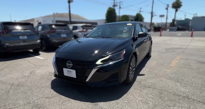 Thumbnail: 2025 Nissan Altima - 1