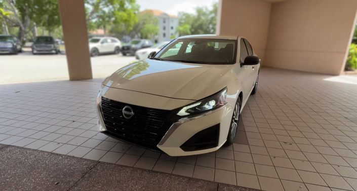 Thumbnail: 2025 Nissan Altima - 1