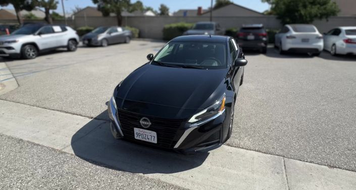 Thumbnail: 2025 Nissan Altima - 1