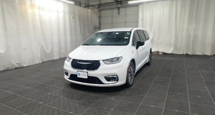 Thumbnail: 2024 Chrysler Pacifica - 1