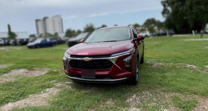 Thumbnail: 2025 Chevrolet Trax - 1
