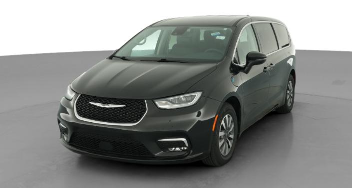 Thumbnail: 2023 Chrysler Pacifica - 1