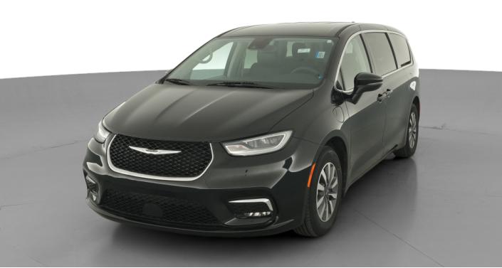 Thumbnail: 2023 Chrysler Pacifica - 1