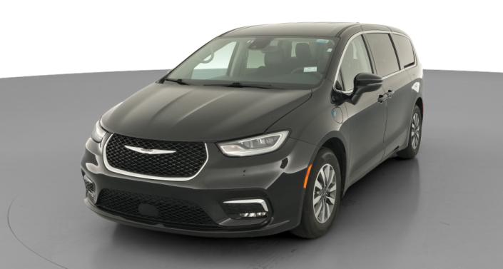 Thumbnail: 2023 Chrysler Pacifica - 1