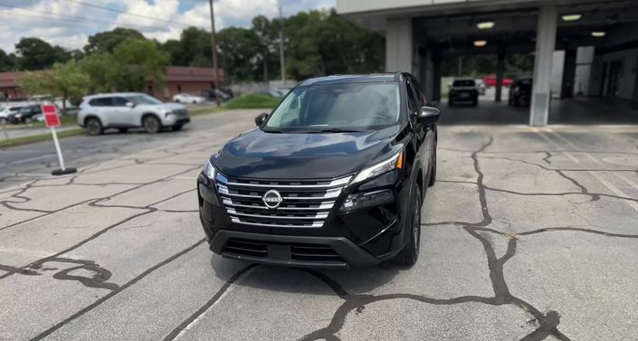 Thumbnail: 2026 Nissan Rogue - 1