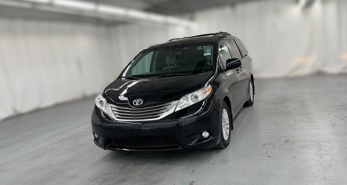 Thumbnail: 2017 Toyota Sienna - 1