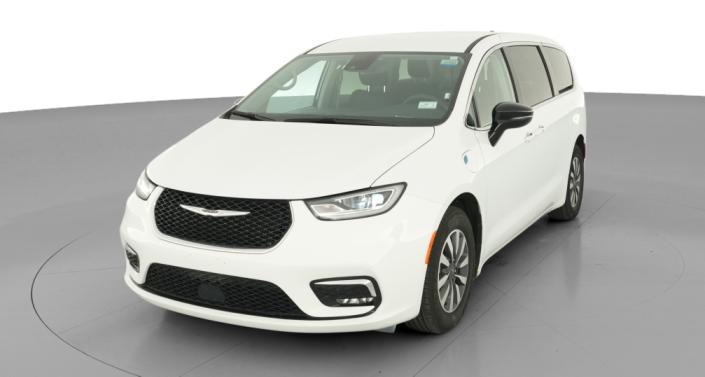 Thumbnail: 2024 Chrysler Pacifica - 1