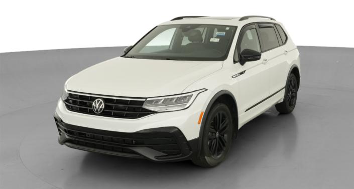 Thumbnail: 2022 Volkswagen Tiguan - 1