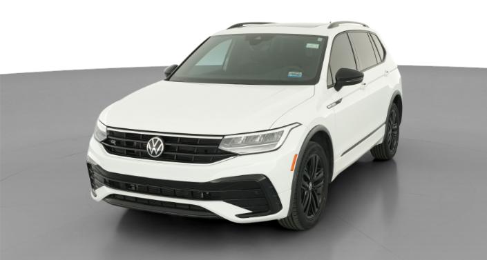 Thumbnail: 2022 Volkswagen Tiguan - 1