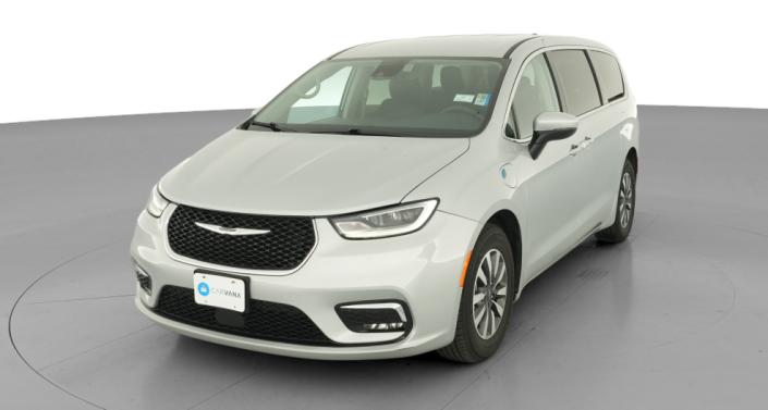 Thumbnail: 2023 Chrysler Pacifica - 1