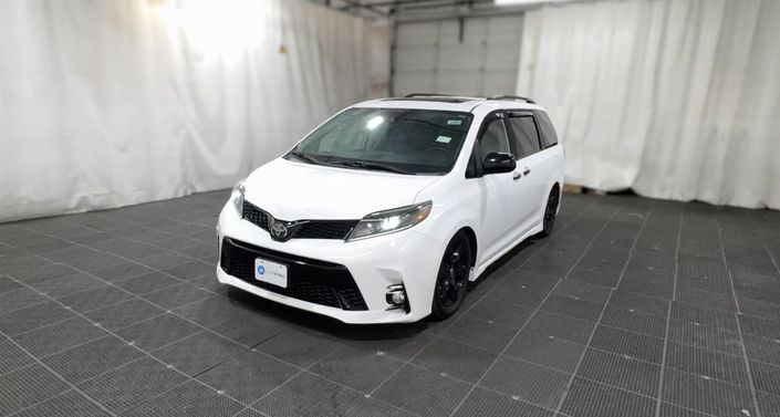 Thumbnail: 2020 Toyota Sienna - 1