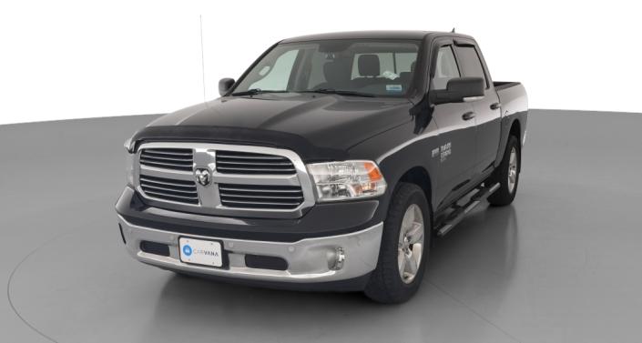 Thumbnail: 2019 RAM 1500 Classic - 1
