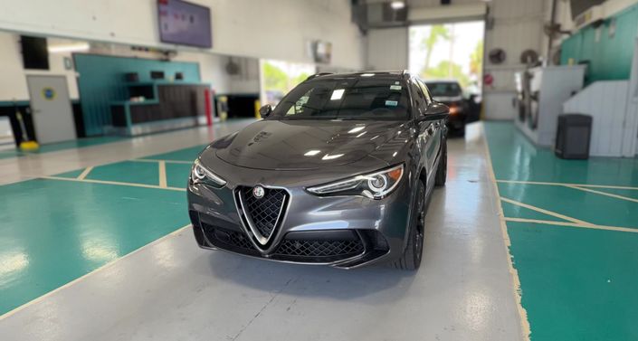 Thumbnail: 2019 Alfa Romeo Stelvio - 1