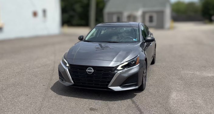 Thumbnail: 2025 Nissan Altima - 1