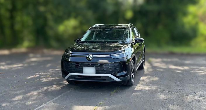 Thumbnail: 2026 Volkswagen Tiguan - 1