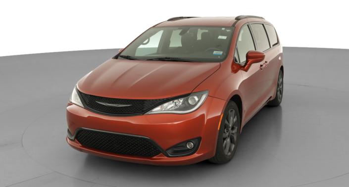 Thumbnail: 2018 Chrysler Pacifica - 1