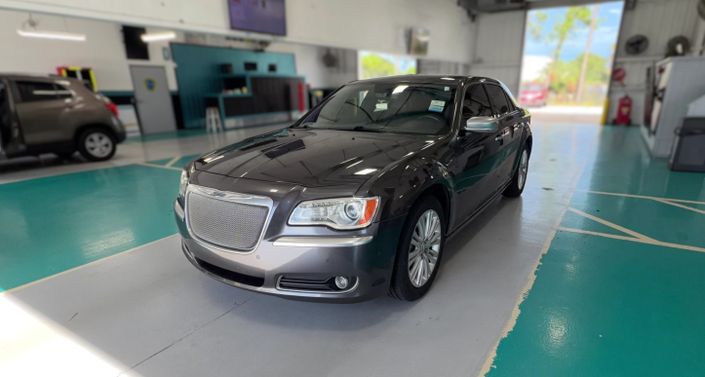 Thumbnail: 2013 Chrysler 300 - 1