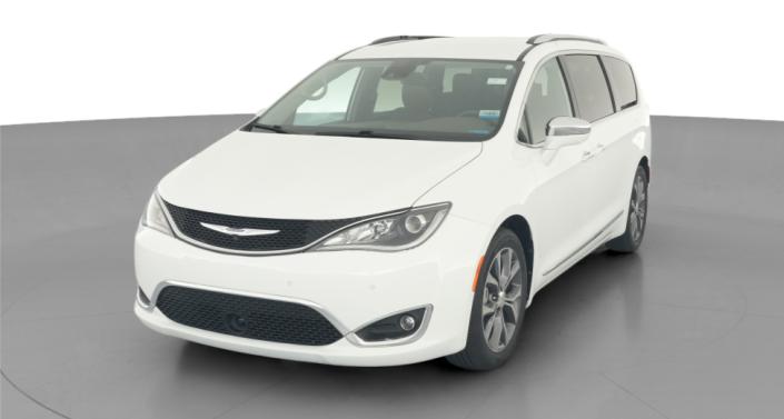 Thumbnail: 2017 Chrysler Pacifica - 1