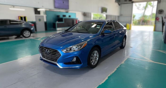 Thumbnail: 2019 Hyundai Sonata - 1