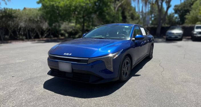 Thumbnail: 2025 Kia K4 - 1