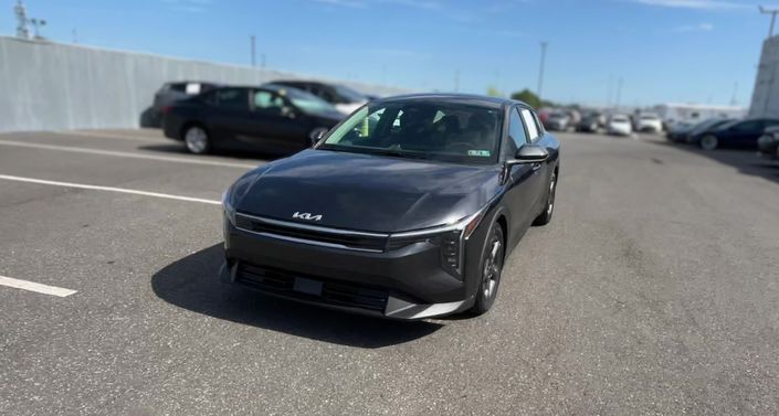 Thumbnail: 2025 Kia K4 - 1