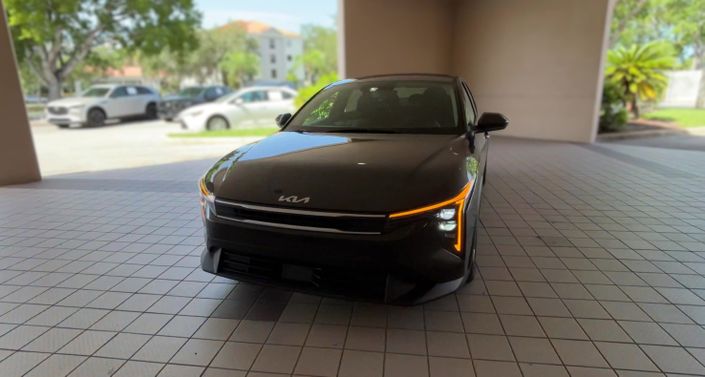 Thumbnail: 2025 Kia K4 - 1