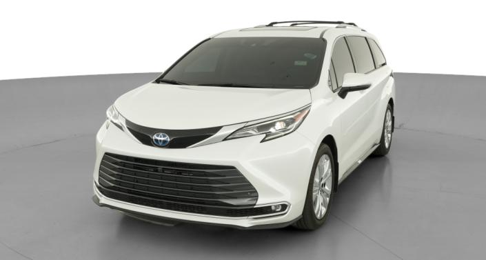 Thumbnail: 2024 Toyota Sienna - 1
