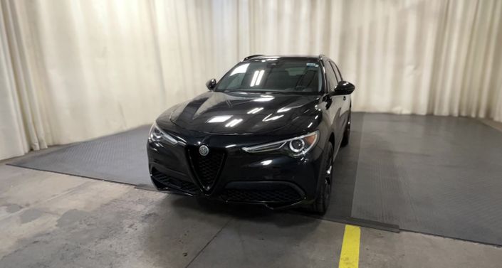 Thumbnail: 2020 Alfa Romeo Stelvio - 1