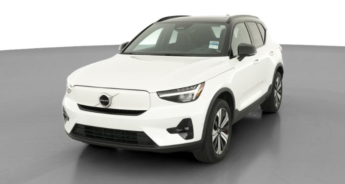 Thumbnail: 2023 Volvo XC40 - 1