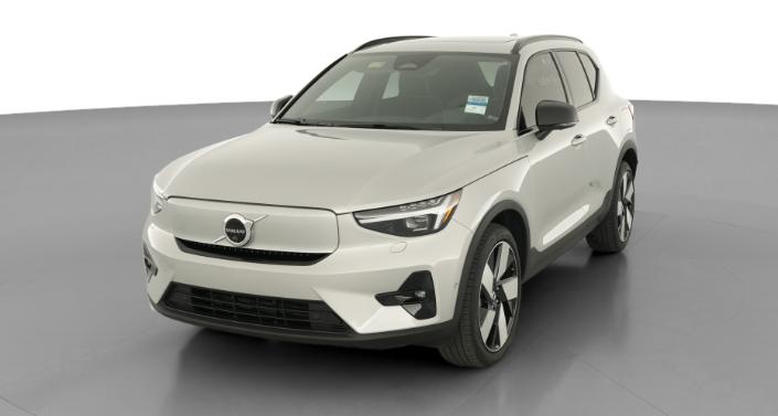 Thumbnail: 2023 Volvo XC40 - 1