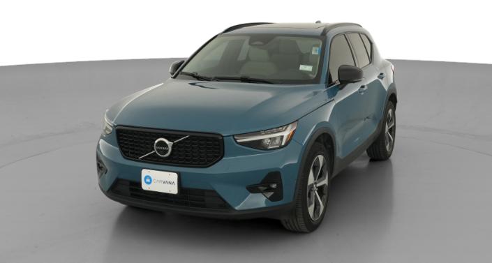 Thumbnail: 2023 Volvo XC40 - 1