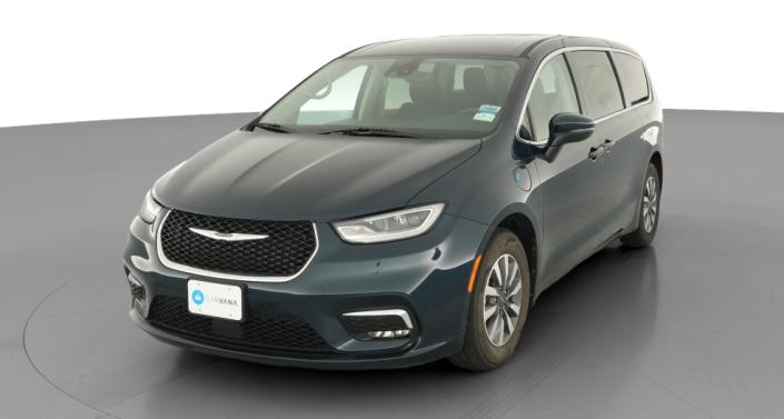 Thumbnail: 2023 Chrysler Pacifica - 1
