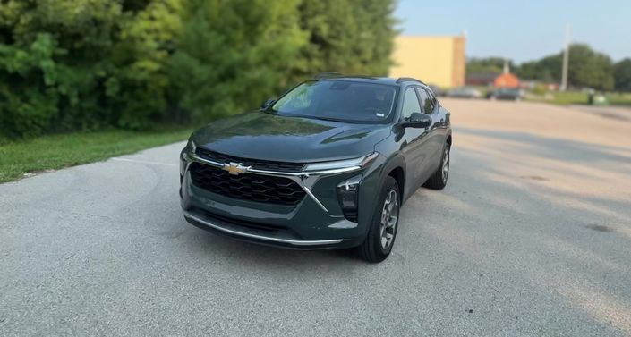 Thumbnail: 2025 Chevrolet Trax - 1