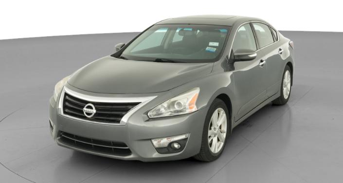 Thumbnail: 2015 Nissan Altima - 1
