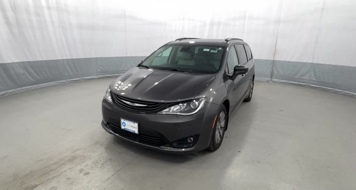 Thumbnail: 2018 Chrysler Pacifica - 1