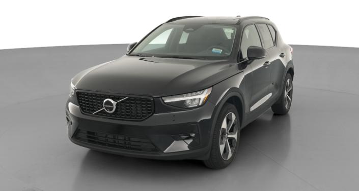 Thumbnail: 2024 Volvo XC40 - 1