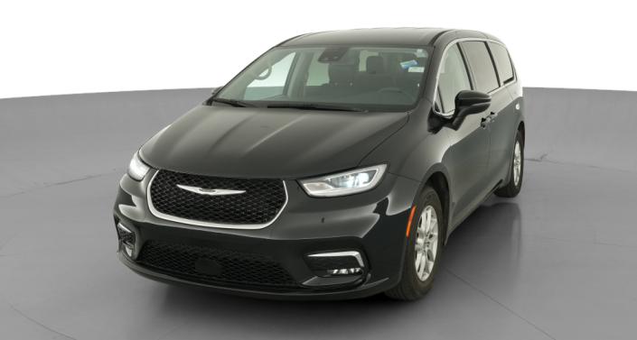Thumbnail: 2023 Chrysler Pacifica - 1