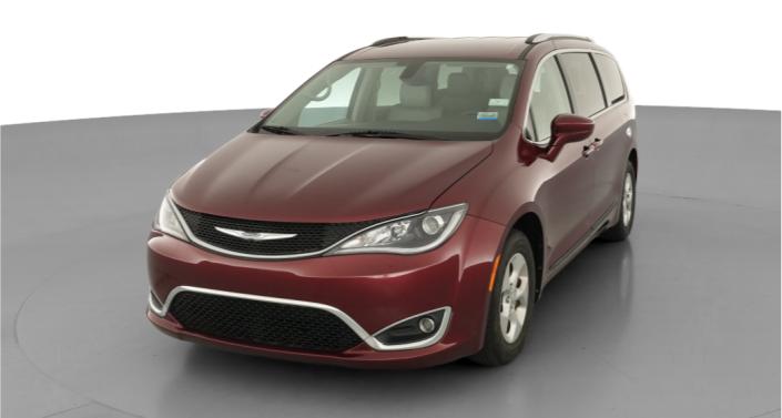 Thumbnail: 2017 Chrysler Pacifica - 1