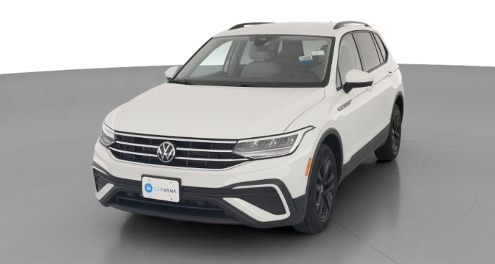 Thumbnail: 2023 Volkswagen Tiguan - 1