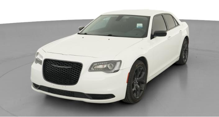 Thumbnail: 2022 Chrysler 300 - 1