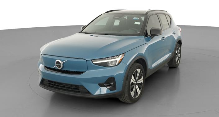 Thumbnail: 2023 Volvo XC40 - 1