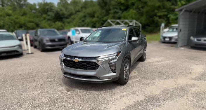 Thumbnail: 2025 Chevrolet Trax - 1