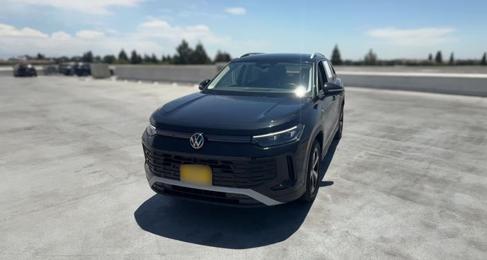 Thumbnail: 2026 Volkswagen Tiguan - 1