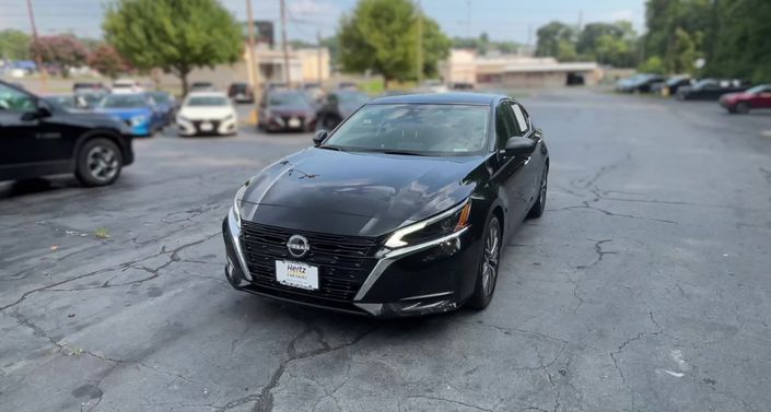 Thumbnail: 2025 Nissan Altima - 1