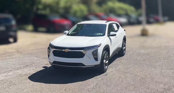 Thumbnail: 2025 Chevrolet Trax - 1