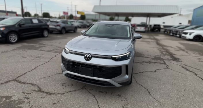 Thumbnail: 2026 Volkswagen Tiguan - 1